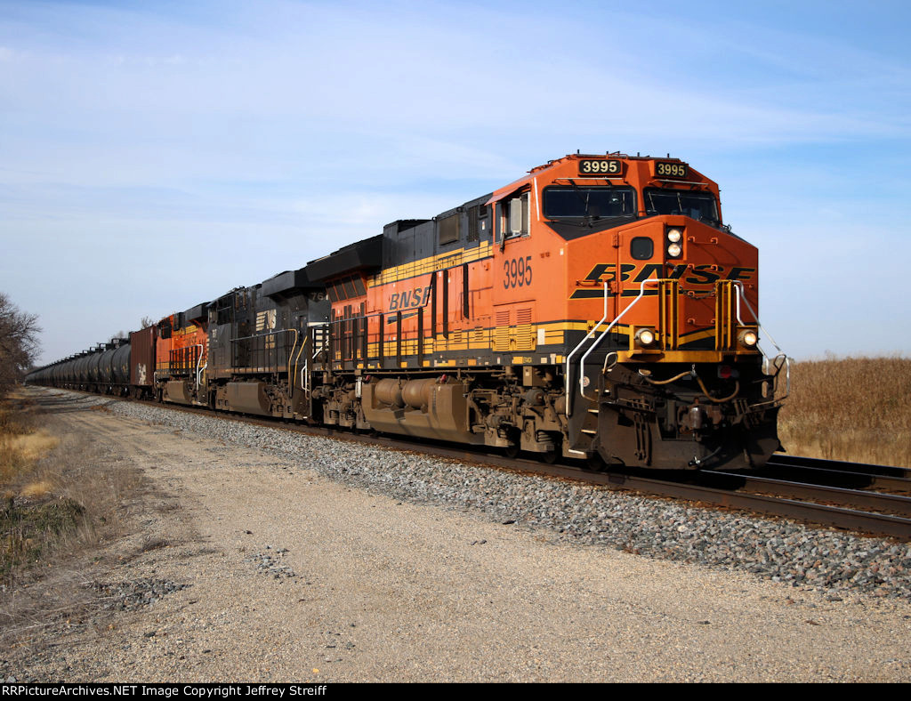 BNSF 3995